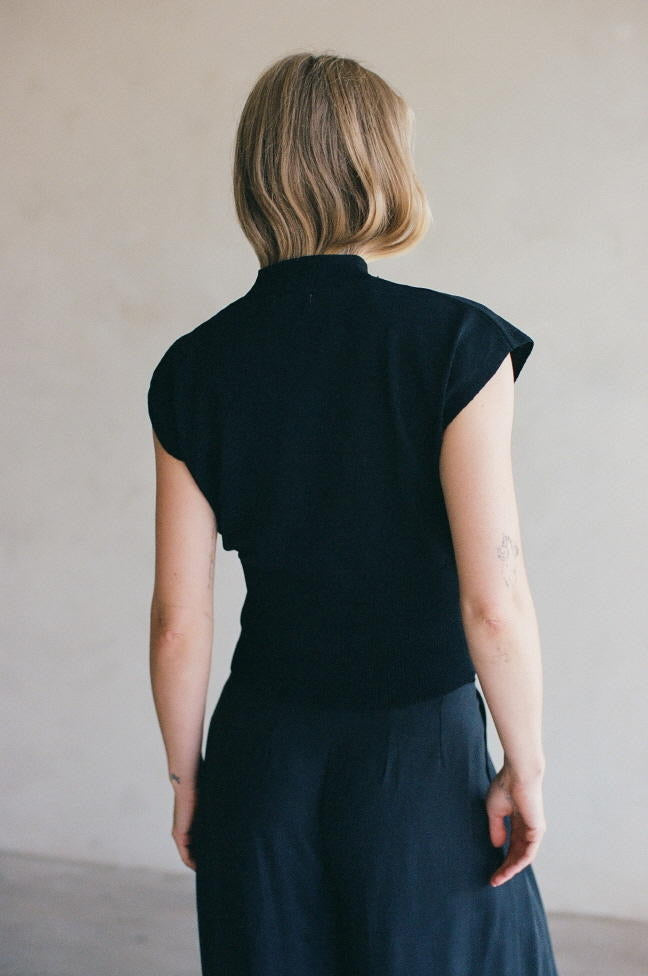 CLAUDINE SWEATER TOP