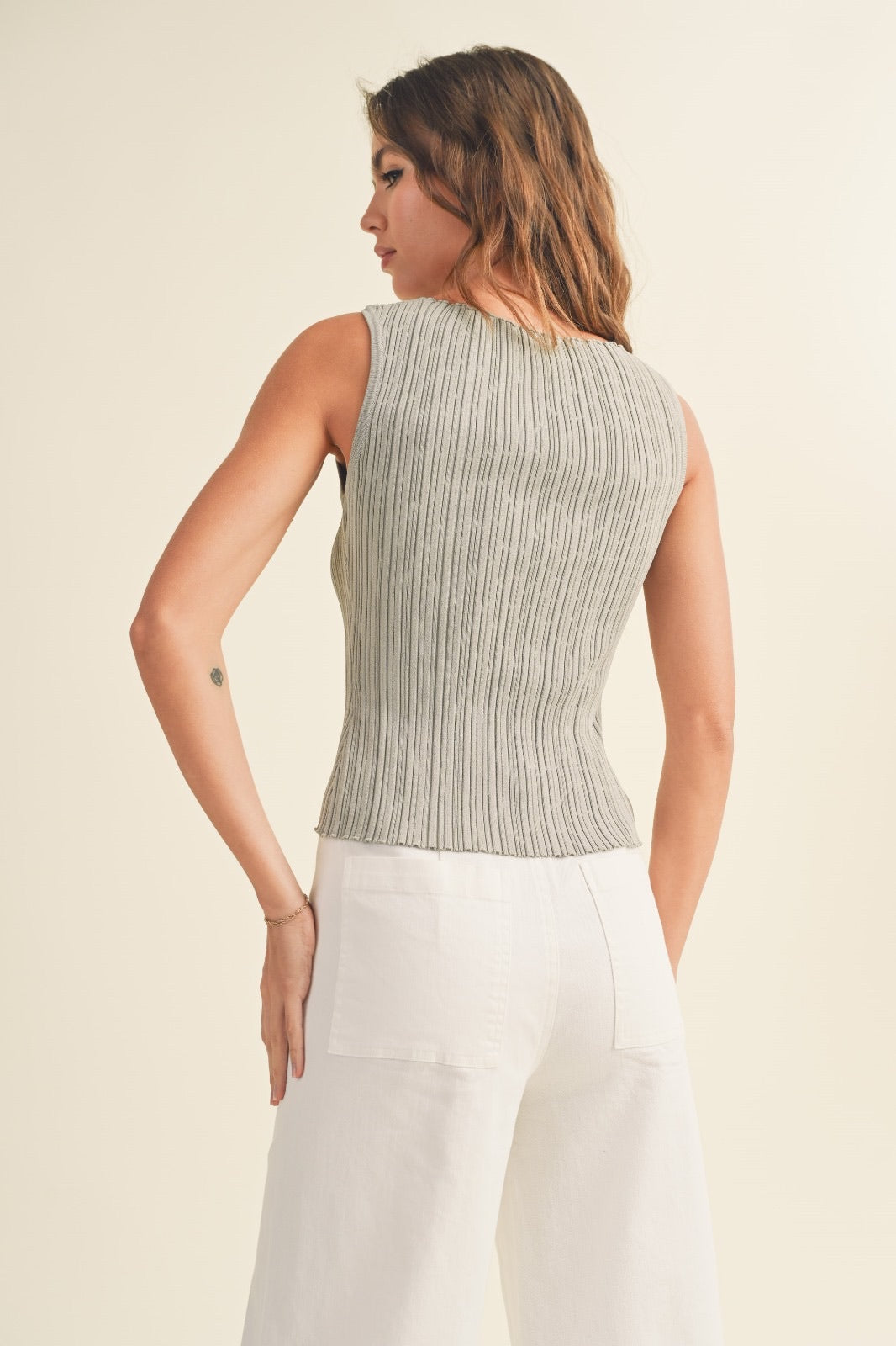 HI NECK RIBBED TOP