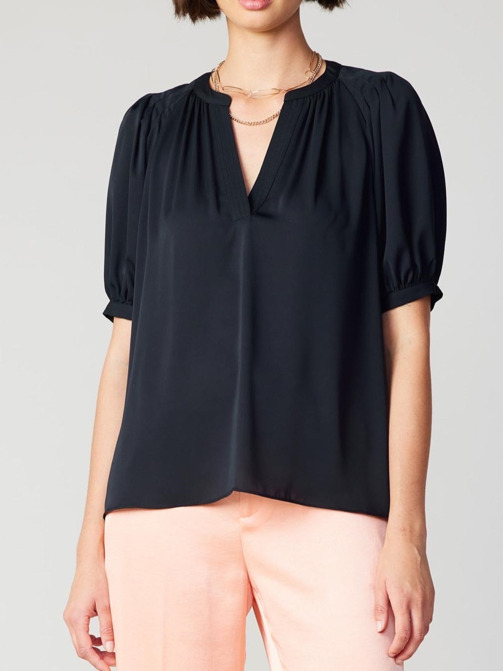 CLASSIC V NECK BLOUSE