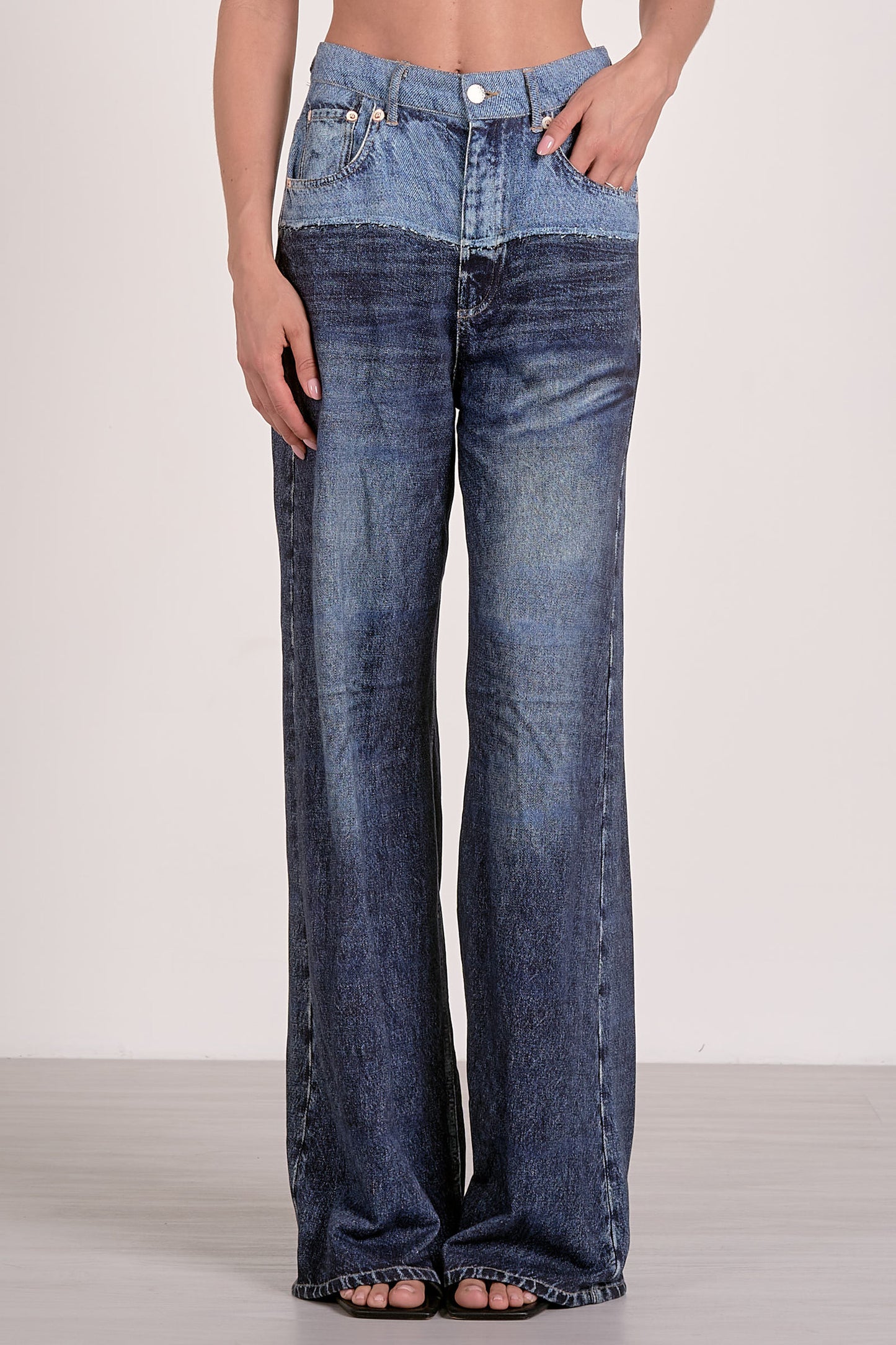 IT IS DENIM PANT?