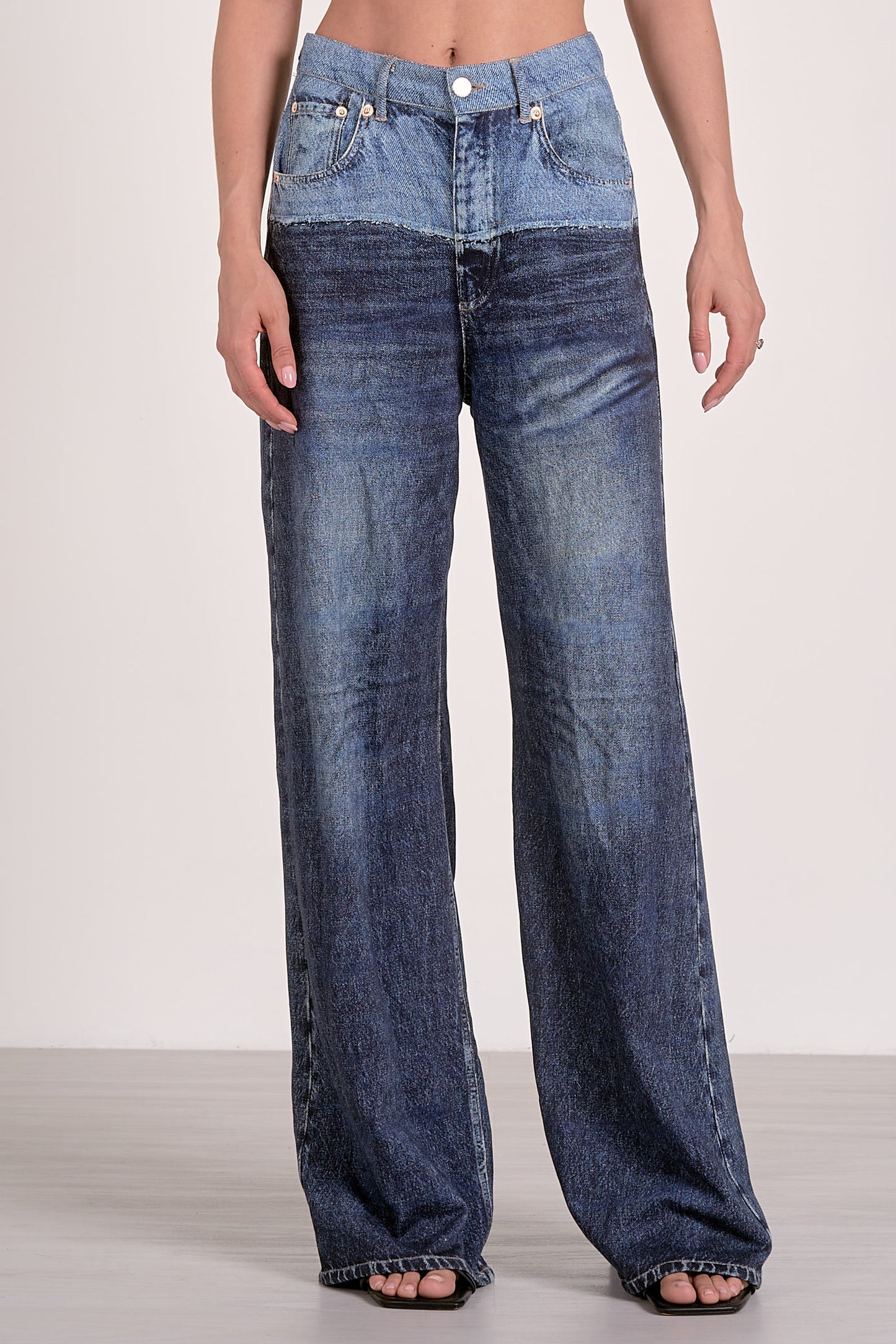 IT IS DENIM PANT?